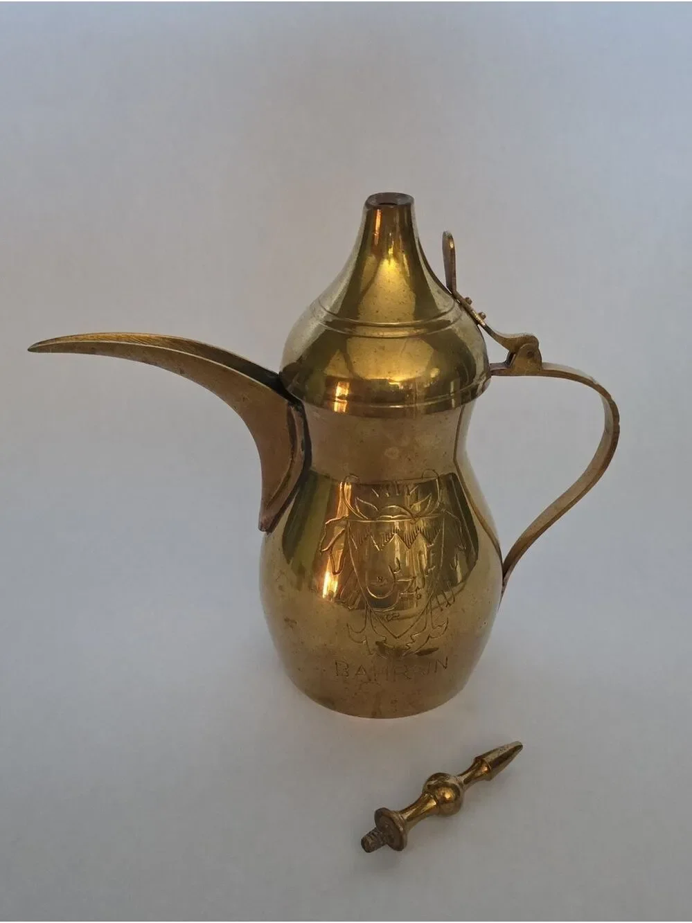 Vintage Brass Bahraini Brass Dallah Set with (6) Cups - MCM Arabic Coffee Pot
